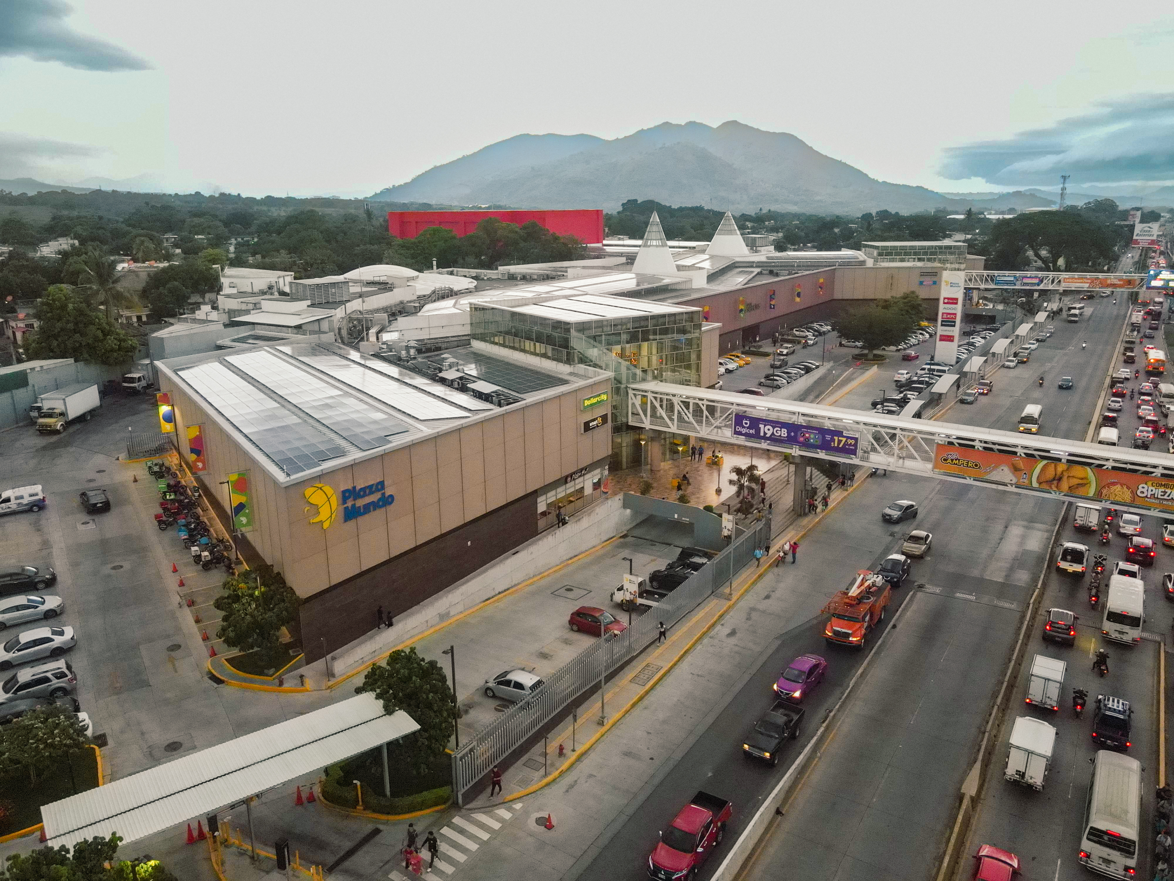 Plaza Mundo Apopa